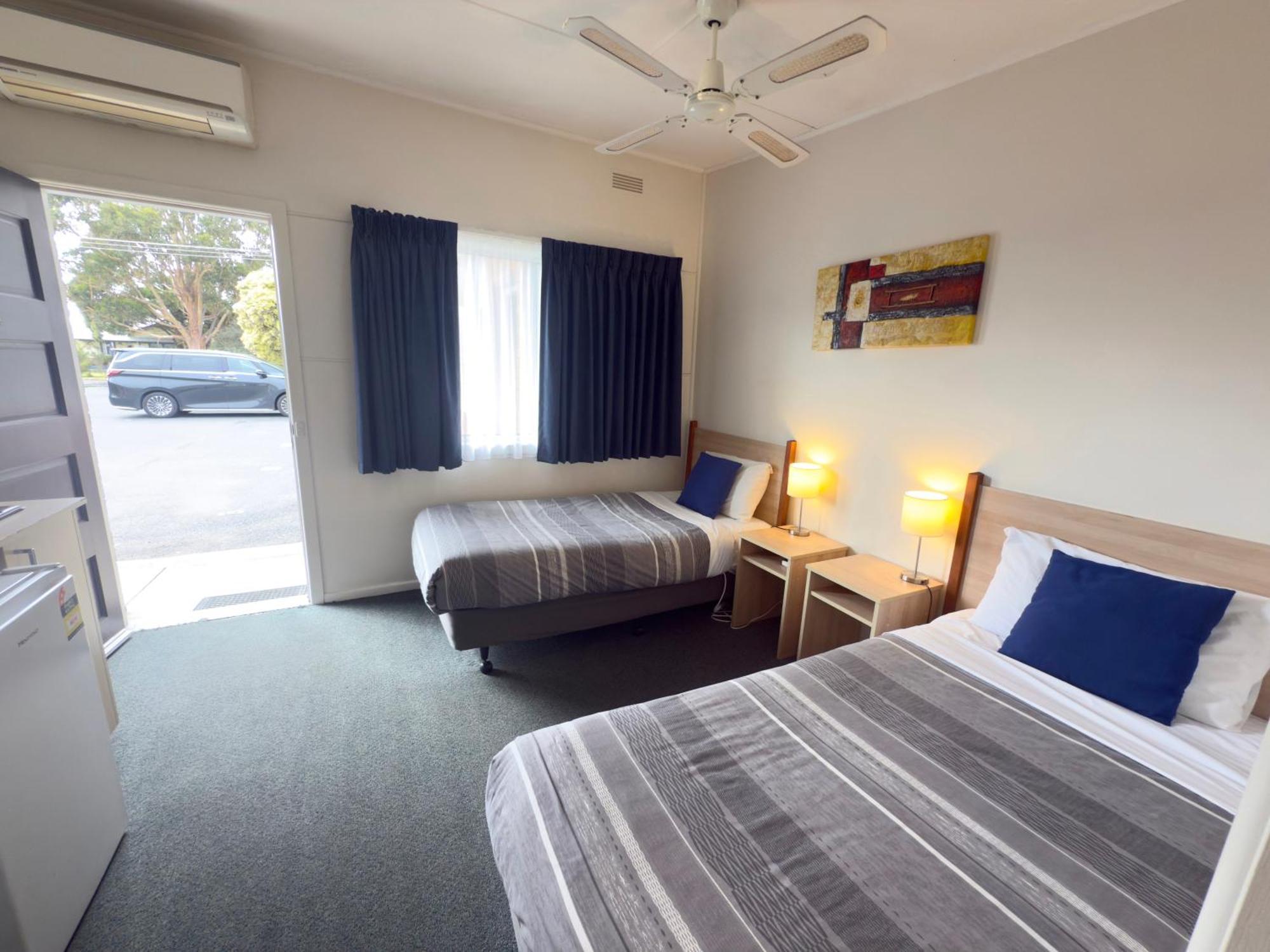 Beachcomber Motel & Apartments Apollo Bay Bagian luar foto
