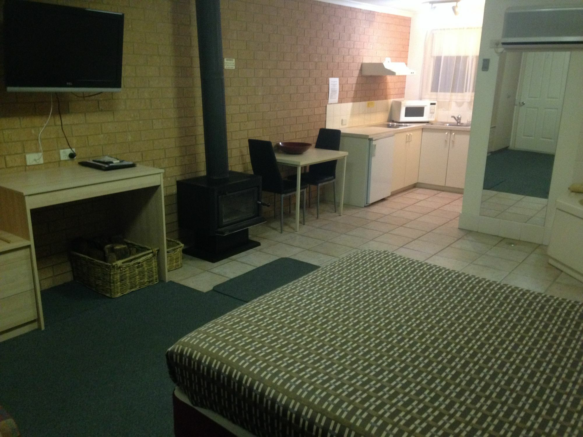 Beachcomber Motel & Apartments Apollo Bay Bagian luar foto